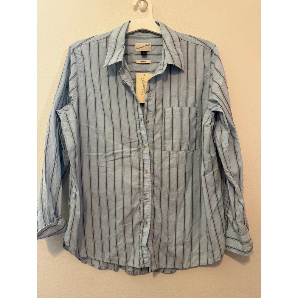 Universal Thread Womens Relaxed Fit Striped Button Down Shirt Blue Size M NWT